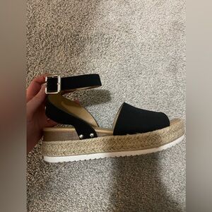 Women’s Black/brown Sandals